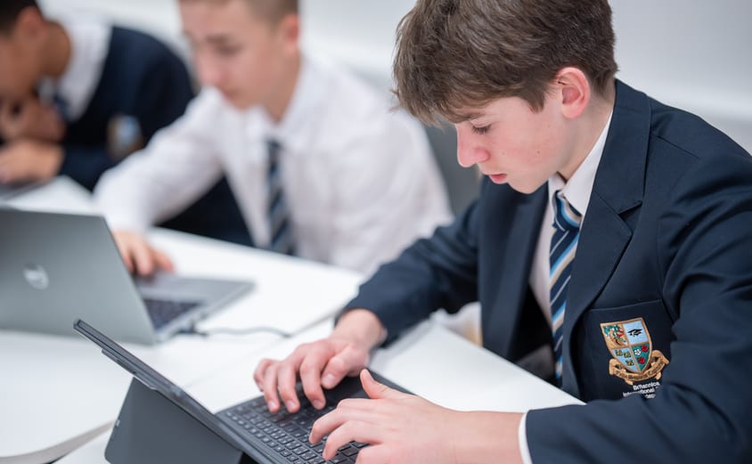 2025 03 11 11 31 53 A7500892