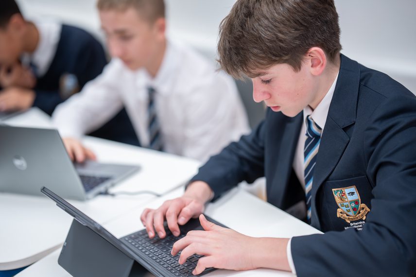 2025 03 11 11 31 53 A7500892