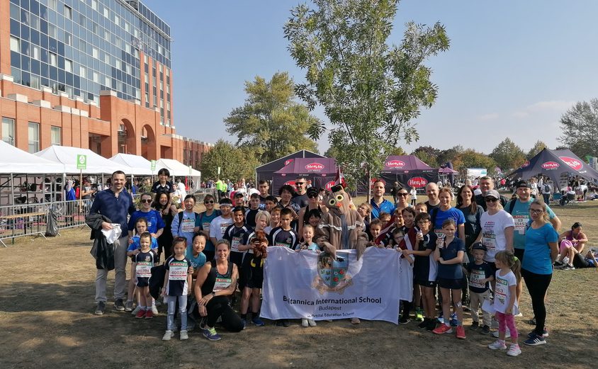 Marathon fun run group pic