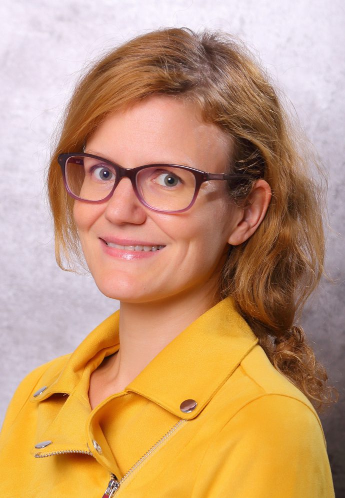 Borbala Dinnyes 2020