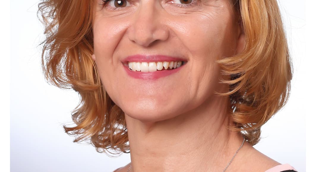 Csilla Missamoubis T8596